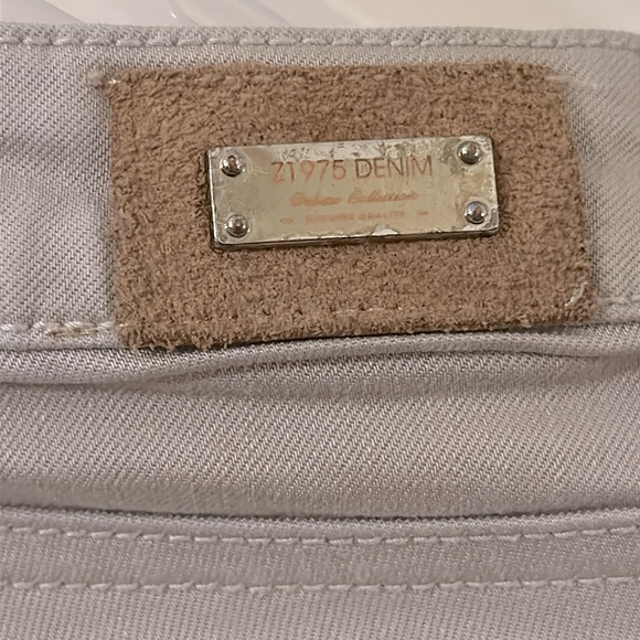 Zara Denim Deluxe Collection Jeans - Picture 6 of 6